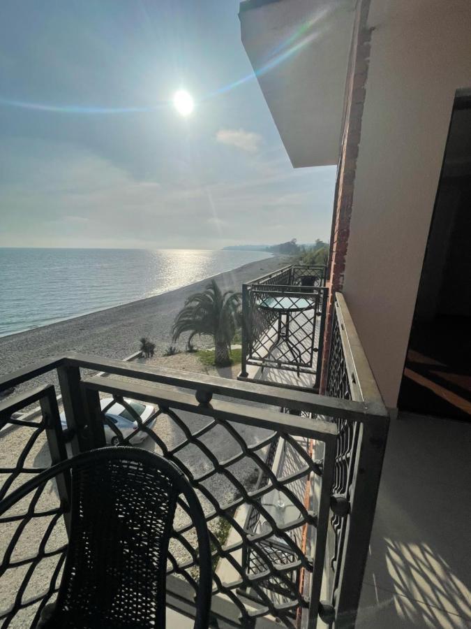 Leon Beach Hotel New Athos 外观 照片