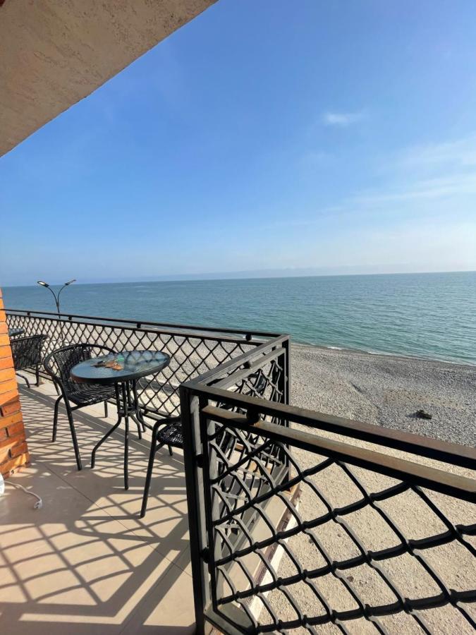 Leon Beach Hotel New Athos 外观 照片