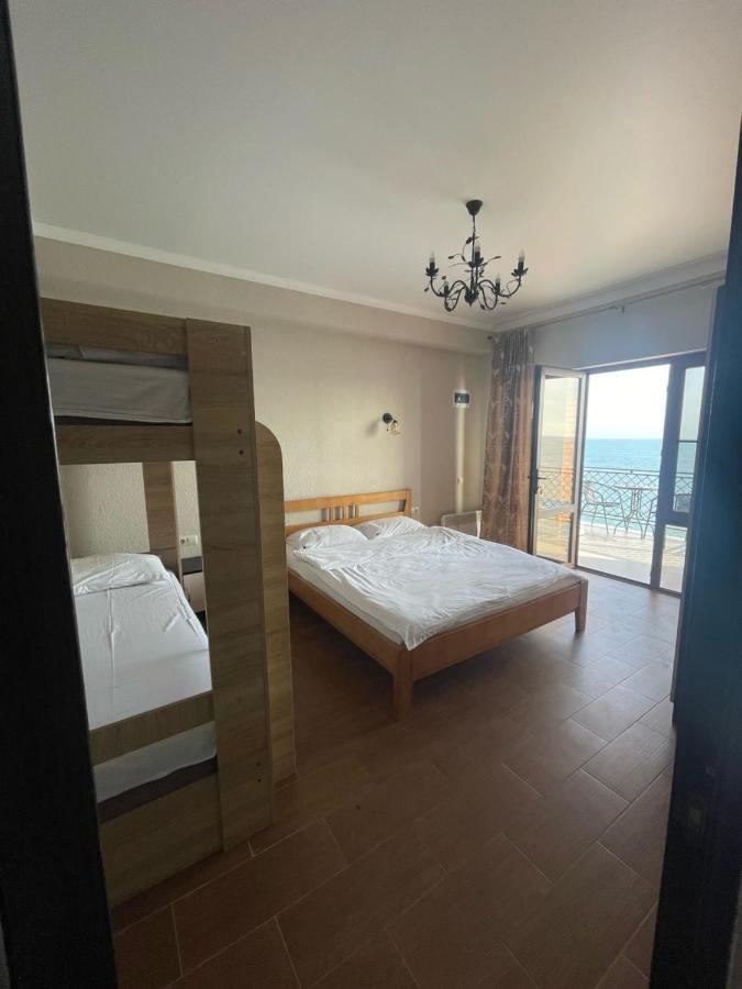 Leon Beach Hotel New Athos 外观 照片